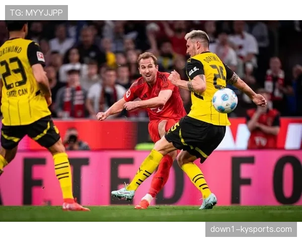 德甲积分榜前列球队对比 教练轮换策略影响赛季稳定性