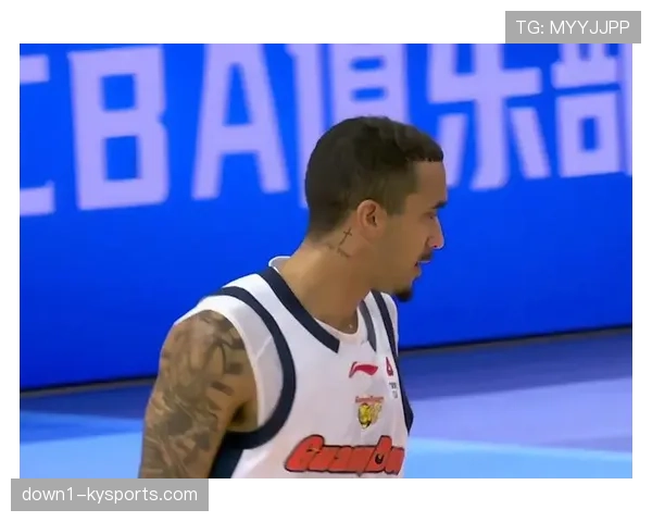 广东萨姆纳28分5助攻3抢断 关键时刻命中扳平三分